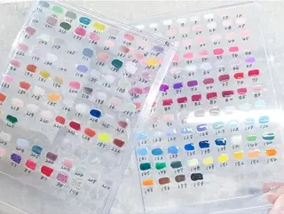 ネイル cachette. 鈴木のネイルデザイン