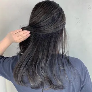 セミロング カラー honen RUKAのヘアスタイル