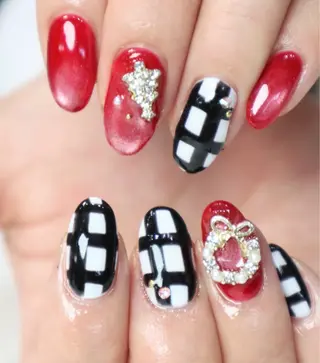 ネイル myfairlady所属・pe iのネイルデザイン