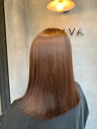 ミディアム カラー Aimee Shieのヘアスタイル