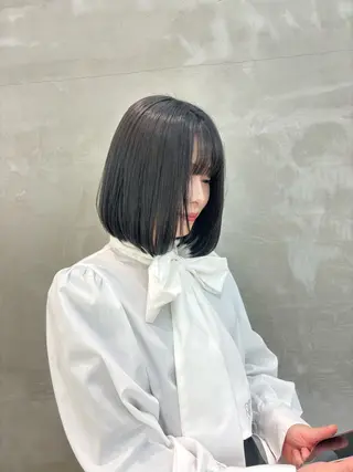 ショート W-TOKYO所属・艶髪ストレート🫶 AYANAのヘアスタイル