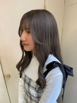 ロング カラー 🩶 AIRA / 透明感カラー 🩶のヘアスタイル