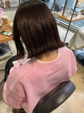 ミディアム カラー 末永 咲希のヘアスタイル