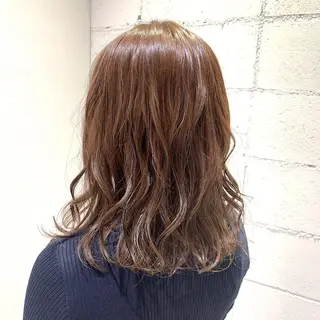 セミロング カラー ayano ．のヘアスタイル