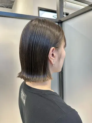 ミディアム SALOWIN心斎橋Suite店所属・洗っても取れない 髪質改善|OJIROのヘアスタイル
