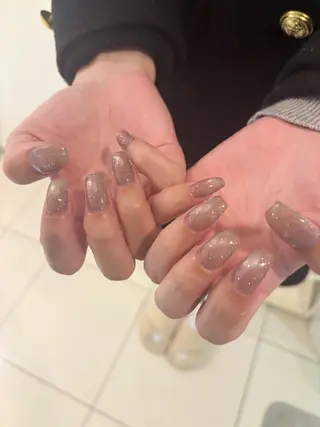 ネイル マツエク&まつげパーマMANA EYELASH STUDIO【バインドロック/パリジェンヌ】所属・MANA みみのネイルデザイン