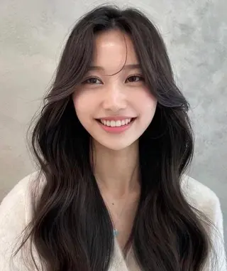 ロング パーマ 巻ける縮毛矯正 Sachi🐰のヘアスタイル