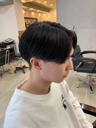 メンズ PERCUT 中島快のヘアスタイル
