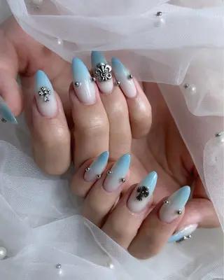 ネイル ToliyDeliy akemiのネイルデザイン