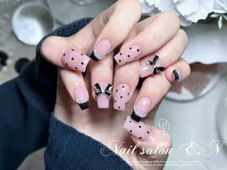 ネイル E.N🦋 長さ出し/持ち込みのネイルデザイン