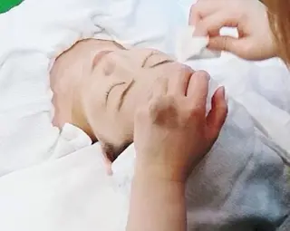 Hair  Renovation FRONTIER所属・菅藤 愛子のマツエク・マツパデザイン