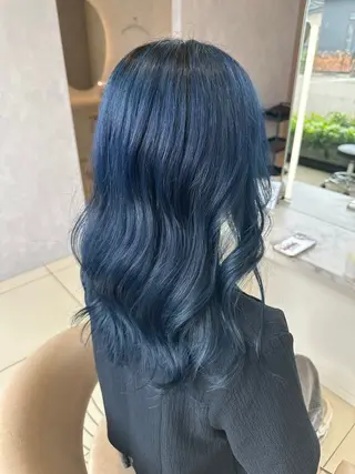 セミロング カラー 丸山 香のヘアスタイル