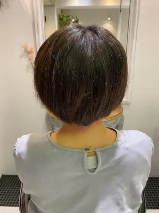 ショート カラー ducha所属・DUCHA Tomida naoのヘアスタイル
