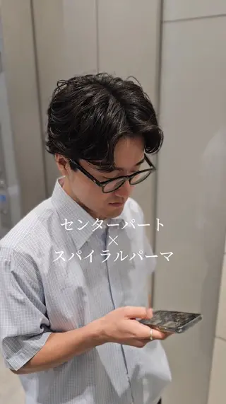 メンズ パーマ サロウィン　神戸三宮店所属・三宮No.1ブリーチ 無しカラー/杉山太貴のヘアスタイル