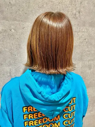 ミディアム カラー 西 めぐみのヘアスタイル