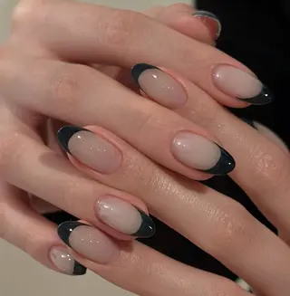 ネイル Pure&Rich Nailのネイルデザイン