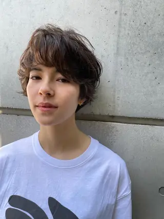 ショート DOG MANIA PiNCH所属・大人女性スタイル マルイチのヘアスタイル