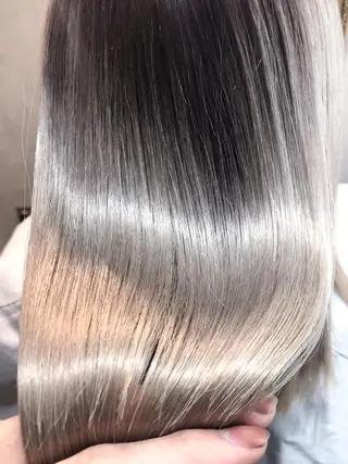 ロング みつゆ 表参道/原宿のヘアスタイル