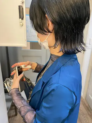 ショート カラー 梅田ハイトーン チダ ヒナノのヘアスタイル