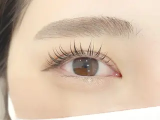 マツエク・マツパ Fiaraアイラッシュ合同研修所所属・Fiara 研修所💐のマツエク・マツパデザイン