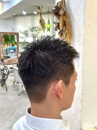 ショート カラー メンズ スパイキー/ ピンパーマ/緑川雄也のヘアスタイル