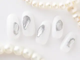 ネイル Tiary Nail Fのネイルデザイン