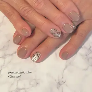 ネイル KOMINE TOMOKOのネイルデザイン