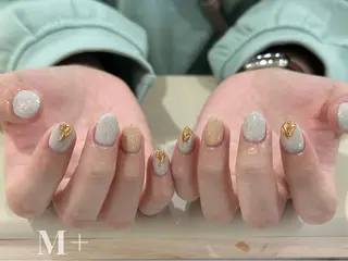 ネイル M+  Beauty Salonのネイルデザイン