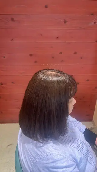 ミディアム ベージュカラー⌇﻿ くびれヘア.𐙚心音のヘアスタイル