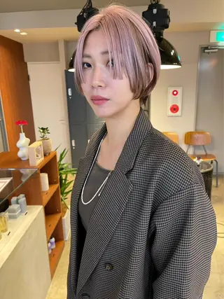 ショート カラー 🩷ハイトーン透明感 レイヤー🩷ユリカのヘアスタイル