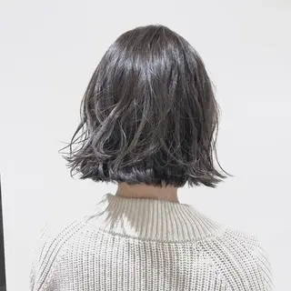 ショート カラー ボブ・レイヤーカット 吉敷航一のヘアスタイル