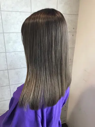 セミロング カラー knock【ノック】所属・烏丸韓国ヘア🇰🇷 ayaka🎀のヘアスタイル