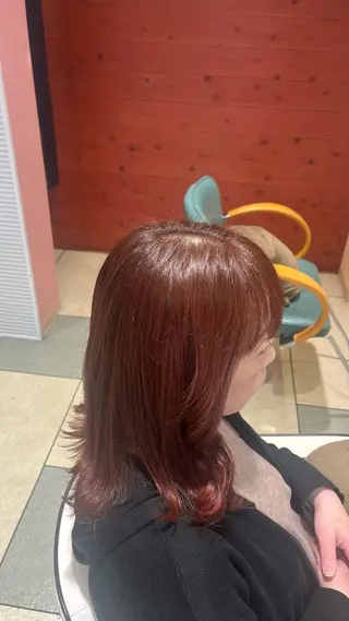 セミロング カラー ベージュカラー⌇﻿ くびれヘア.𐙚心音のヘアスタイル