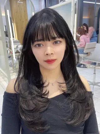 セミロング 顔周り/透明感カラー /レイヤー/TAKUのヘアスタイル