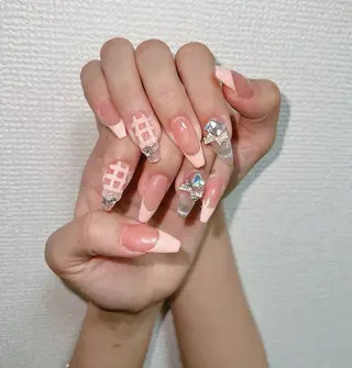 ネイル Lee Nailsのネイルデザイン