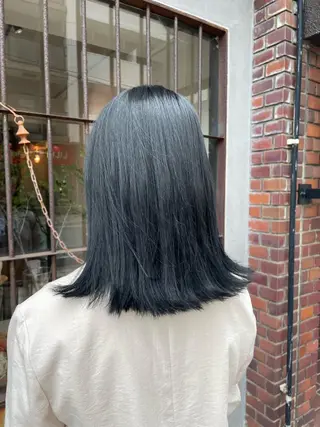 カラー カネコ ノノカのヘアスタイル