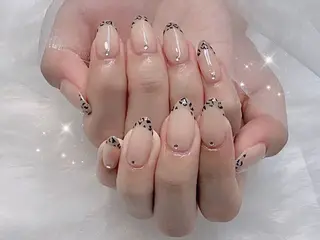 ネイル Lili Nail Studio 西荻窪駅前店所属・清家 李里のネイルデザイン
