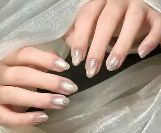 ネイル Ui_Amor (パラジェル)のネイルデザイン