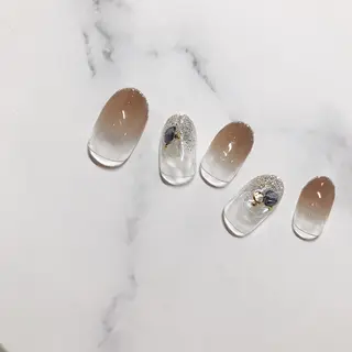 ネイル 🌞💜 KAORI 🌴のネイルデザイン