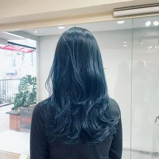 セミロング カラー Hiroto／ インナーカラー／神戸のヘアスタイル