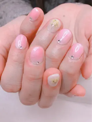 ロング カラー パーマ ヘアアレンジ ネイル マツエク・マツパ Sunny side nailのネイルデザイン