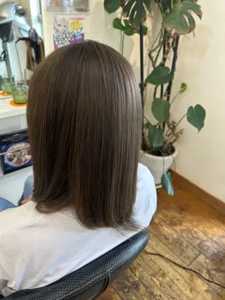 ミディアム 高野 かおりのヘアスタイル