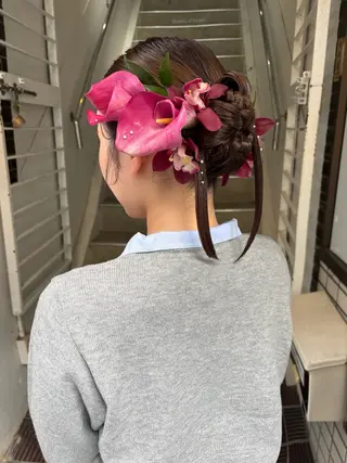 ミディアム カラー ヘアアレンジ ツキノキ ミナのヘアスタイル