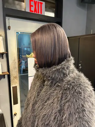 ミディアム カラー パーマ ヘアアレンジ メンズ キッズ HairSignature所属・ブリーチ指名神戸 No.1美容師RENのヘアスタイル