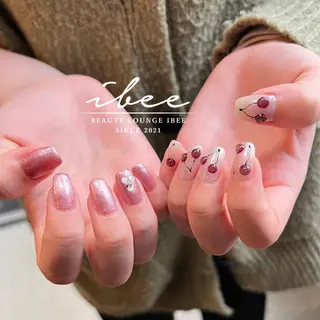 ネイル ibee nail 🤍yumiのネイルデザイン