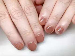 ネイル ECLAT エクラ所属・寺山 千鶴のネイルデザイン