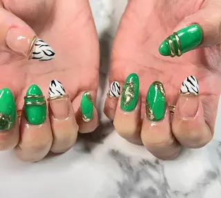 ネイル celica所属・松田 由真のネイルデザイン