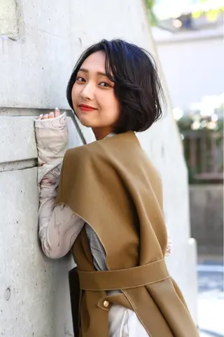 ショート カラー glam ミサキのヘアスタイル