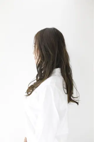 セミロング カラー 永岡 鉄平のヘアスタイル