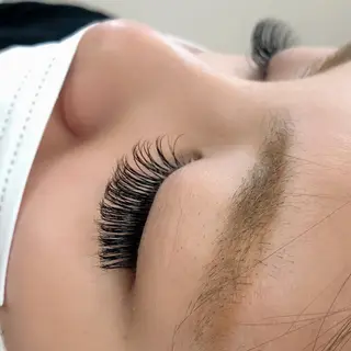 マツエク・マツパ Luz（ルース）by clure所属・Luz（ルース） by clureのマツエク・マツパデザイン